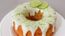 Bolo Caseiro de Limão: Receita Rápida + Cobertura Perfeita