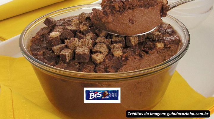 Mousse de Bis com Chocolate: Sobremesa Rápida e Irresistível